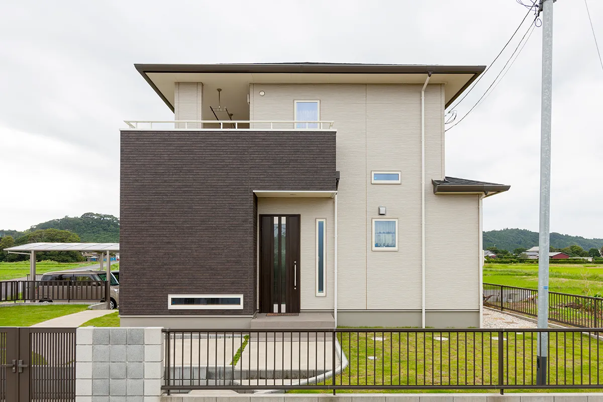 
                            子育て家族ちょうどいいナチュラルハウス                          