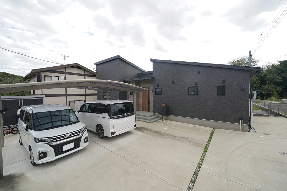 太陽光で賢く暮らすナチュラル住宅